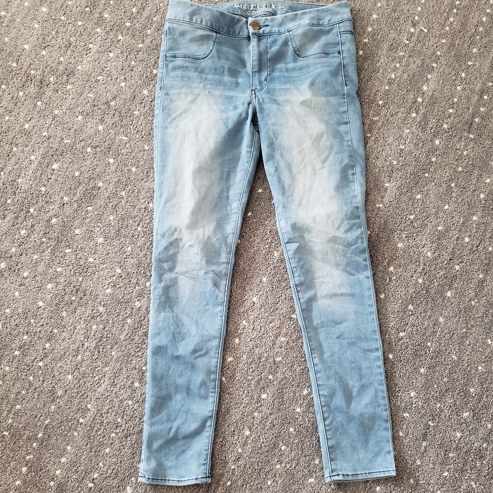 EUC American eagle jeans